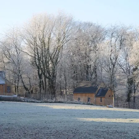 Les Cabanes Des Pierreux Gesves